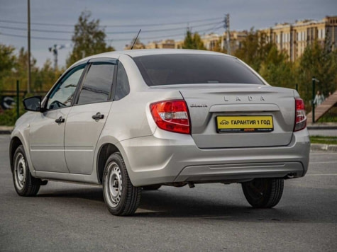 Автомобиль с пробегом LADA Granta в городе Тюмень ДЦ - Центр по продаже автомобилей с пробегом АвтоКиПр