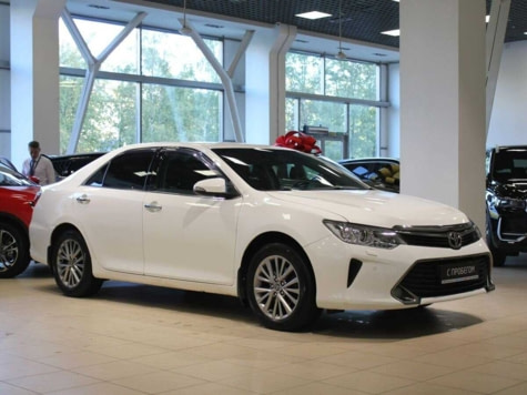 Автомобиль с пробегом Toyota Camry в городе Санкт-Петербург ДЦ - Экспо Кар