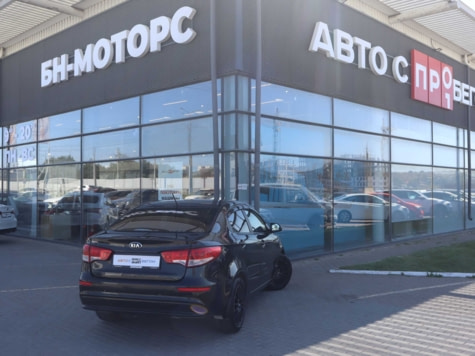 Автомобиль с пробегом Kia Rio в городе Симферополь ДЦ - Симферополь