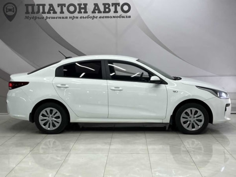 Автомобиль с пробегом Kia Rio в городе Воронеж ДЦ - Платон Авто