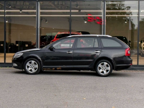 Автомобиль с пробегом ŠKODA Octavia в городе Санкт-Петербург ДЦ - Автопродикс Премиум