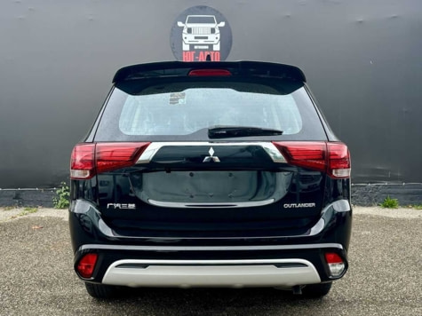 Автомобиль с пробегом Mitsubishi Outlander в городе Пятигорск ДЦ - Автосалон Юг Авто