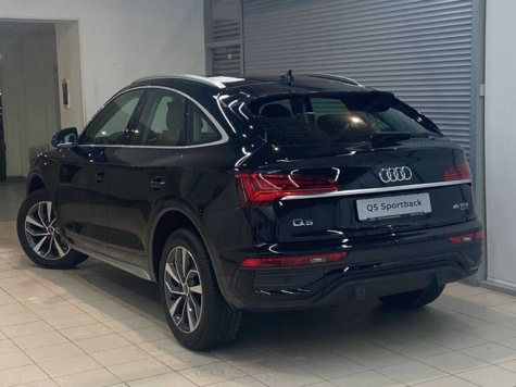 Автомобиль с пробегом Audi Q5 Sportback в городе Екатеринбург ДЦ - Европа Авто