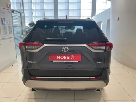 Автомобиль с пробегом Toyota RAV4 в городе Омск ДЦ - Свободный склад USED (Тойота Центр Омск / Лексус - Омск / OMODA Автоплюс / JAECOO Автоплюс) (с пробегом)