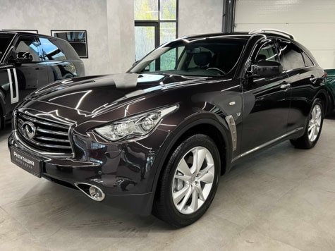 Автомобиль с пробегом Infiniti QX70 в городе Красноярск ДЦ - РЕПУТАЦИЯ Авто-холл