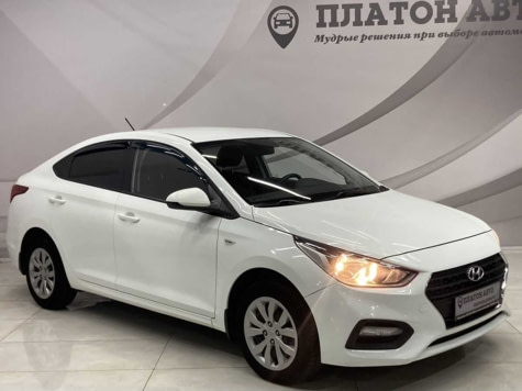 Автомобиль с пробегом Hyundai Solaris в городе Воронеж ДЦ - Платон Авто