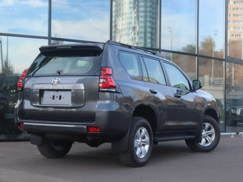 Автомобиль с пробегом Toyota Land Cruiser Prado в городе Казань ДЦ - Тойота Центр Казань Юг