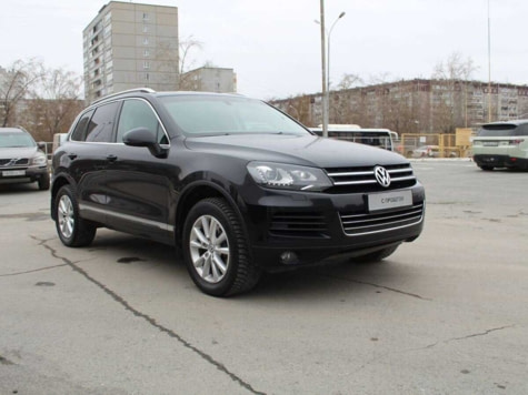 Автомобиль с пробегом Volkswagen Touareg в городе Екатеринбург ДЦ - Свободный склад USED (Ленд Ровер Автоплюс / Volvo Car Краснолесье) (с пробегом)