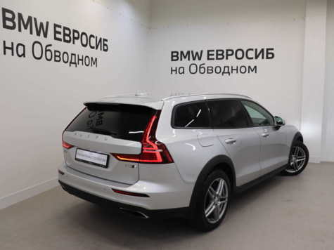 Автомобиль с пробегом Volvo V60 Cross Country в городе Санкт-Петербург ДЦ - Евросиб (BMW)