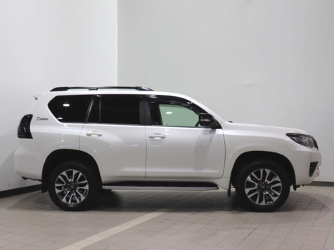 Автомобиль с пробегом Toyota Land Cruiser Prado в городе Иркутск ДЦ - Тойота Центр Иркутск