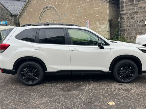 Автомобиль с пробегом Subaru Forester в городе Южно-Сахалинск ДЦ - Тойота Центр Южно-Сахалинск