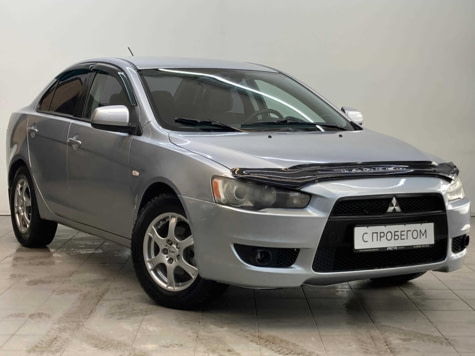 Автомобиль с пробегом Mitsubishi Lancer в городе Барнаул ДЦ - Тойота Центр Барнаул