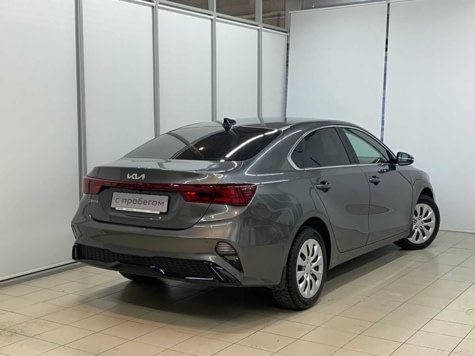 Автомобиль с пробегом Kia Cerato в городе Екатеринбург ДЦ - Свободный склад USED (Европа Авто / Ауди Центр Екатеринбург / АЦ Космонавтов) (с пробегом)