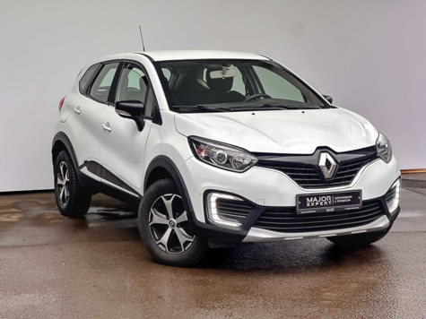 Автомобиль с пробегом Renault Kaptur в городе Москва ДЦ - Тойота Центр Сити