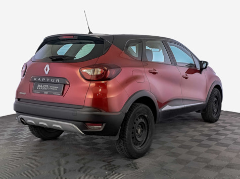 Автомобиль с пробегом Renault Kaptur в городе Москва ДЦ - Тойота Центр Новорижский