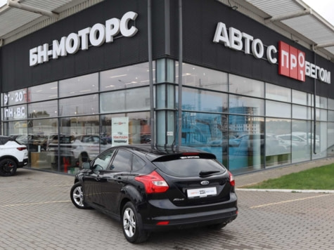 Автомобиль с пробегом FORD Focus в городе Симферополь ДЦ - Симферополь