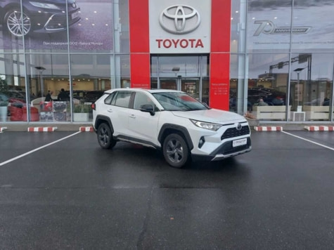 Автомобиль с пробегом Toyota RAV4 в городе Калининград ДЦ - Тойота Центр Калининград