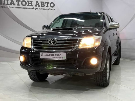 Автомобиль с пробегом Toyota Hilux в городе Воронеж ДЦ - Платон Авто