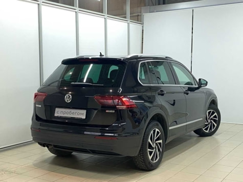 Автомобиль с пробегом Volkswagen Tiguan в городе Екатеринбург ДЦ - Свободный склад USED (Европа Авто / Ауди Центр Екатеринбург / АЦ Космонавтов) (с пробегом)