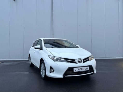 Автомобиль с пробегом Toyota Auris в городе Калининград ДЦ - Тойота Центр Калининград