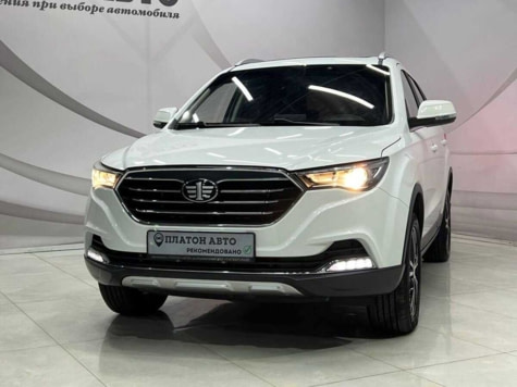 Автомобиль с пробегом FAW Besturn X40 в городе Воронеж ДЦ - Платон Авто