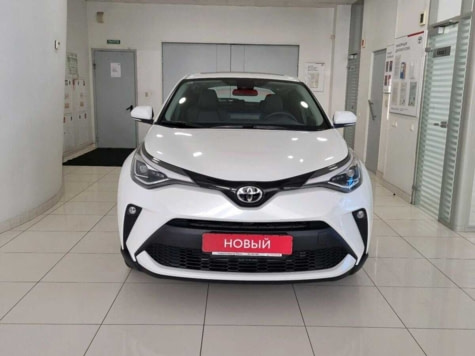 Автомобиль с пробегом Toyota C-HR в городе Омск ДЦ - Тойота Центр Омск