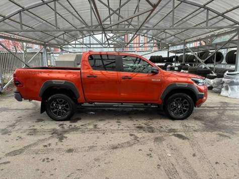 Автомобиль с пробегом Toyota Hilux в городе Санкт-Петербург ДЦ - Тойота Центр Невский