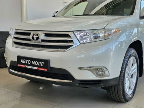 Автомобиль с пробегом Toyota Highlander в городе Пятигорск ДЦ - Автомолл в Пятигорске