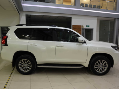 Автомобиль с пробегом Toyota Land Cruiser Prado в городе Тюмень ДЦ - Тойота Центр Тюмень Юг