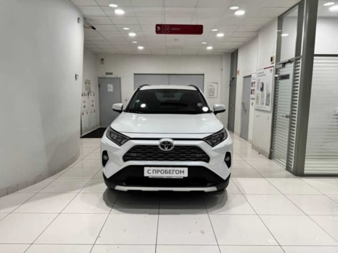 Автомобиль с пробегом Toyota RAV4 в городе Омск ДЦ - Свободный склад USED (Тойота Центр Омск / Лексус - Омск / OMODA Автоплюс / JAECOO Автоплюс) (с пробегом)