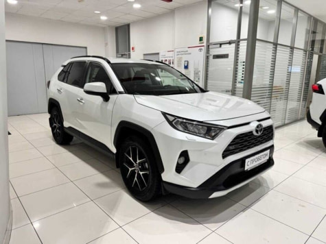 Автомобиль с пробегом Toyota RAV4 в городе Омск ДЦ - Свободный склад USED (Тойота Центр Омск / Лексус - Омск / OMODA Автоплюс / JAECOO Автоплюс) (с пробегом)