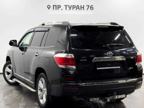 Автомобиль с пробегом Toyota Highlander в городе Астана ДЦ - Тойота Сити Астана