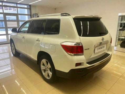 Автомобиль с пробегом Toyota Highlander в городе Нижний Новгород ДЦ - Тойота Центр Нижний Новгород Юг