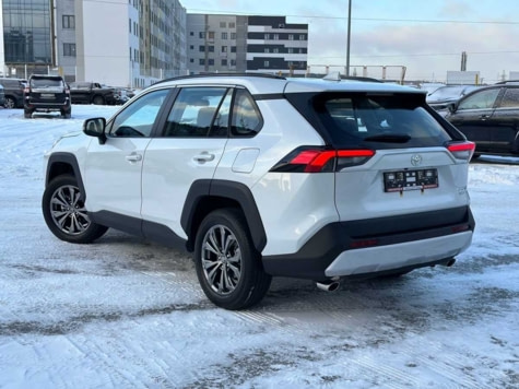 Автомобиль с пробегом Toyota RAV4 в городе Екатеринбург ДЦ - Свободный склад USED (Тойота Центр Екатеринбург Запад / Тойота Центр Екатеринбург Запад (для СХ) / Лексус - Екатеринбург) (с пробегом)