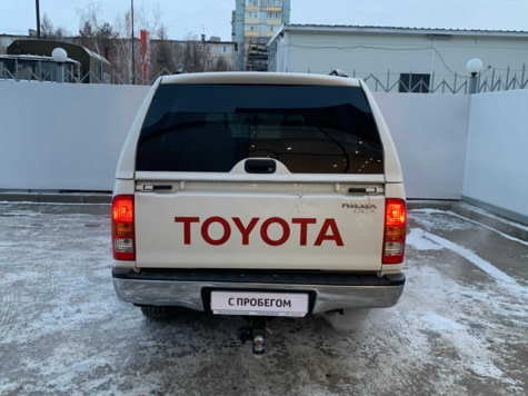 Автомобиль с пробегом Toyota Hilux в городе Костанай ДЦ - Тойота Центр Костанай