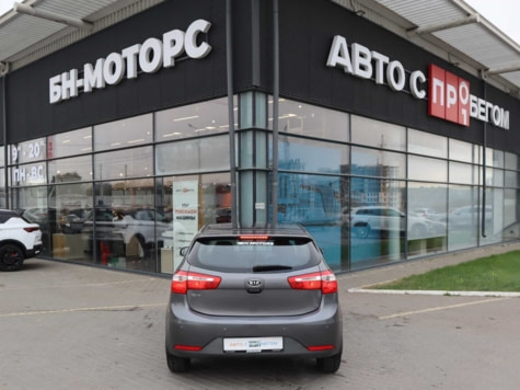 Автомобиль с пробегом Kia Rio в городе Симферополь ДЦ - Симферополь