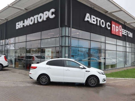 Автомобиль с пробегом Kia Rio в городе Симферополь ДЦ - Симферополь