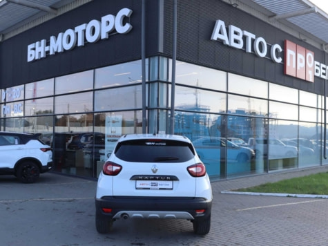 Автомобиль с пробегом Renault Kaptur в городе Симферополь ДЦ - Симферополь