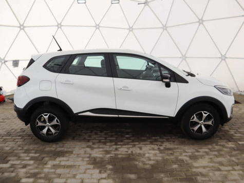 Автомобиль с пробегом Renault Kaptur в городе Курск ДЦ - Курск