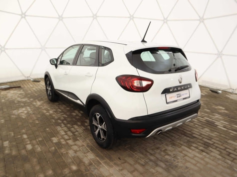 Автомобиль с пробегом Renault Kaptur в городе Курск ДЦ - Курск