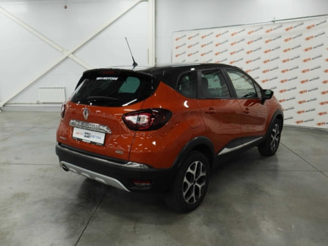 Автомобиль с пробегом Renault Kaptur в городе Орел ДЦ - Орёл