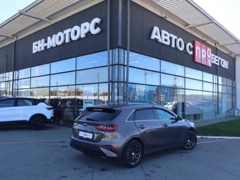 Автомобиль с пробегом Kia Ceed в городе Симферополь ДЦ - Симферополь