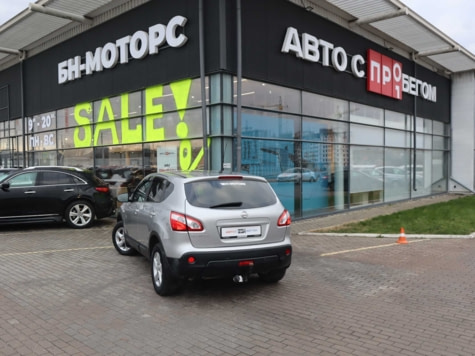 Автомобиль с пробегом Nissan Qashqai в городе Симферополь ДЦ - Симферополь