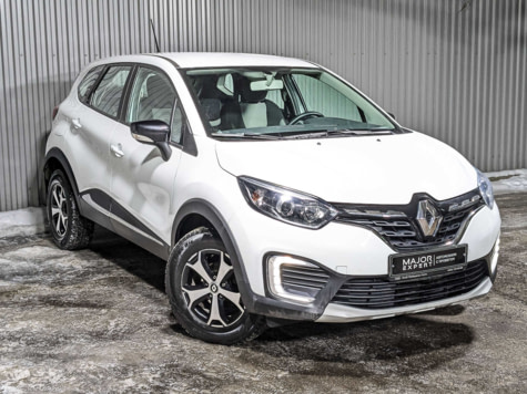 Автомобиль с пробегом Renault Kaptur в городе Москва ДЦ - Тойота Центр Новорижский