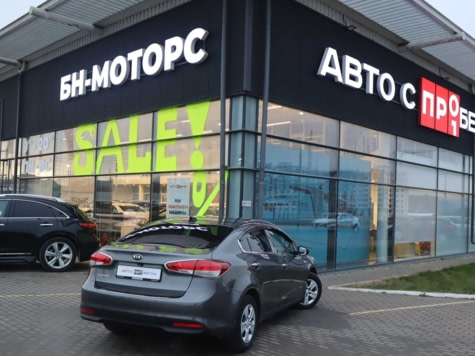 Автомобиль с пробегом Kia Cerato в городе Симферополь ДЦ - Симферополь