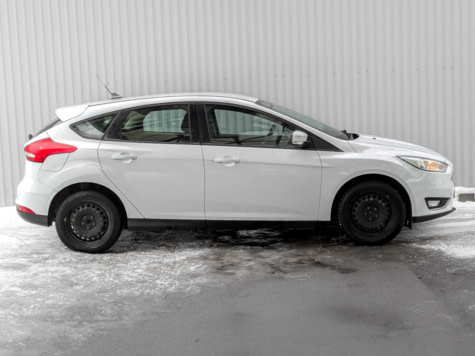 Автомобиль с пробегом FORD Focus в городе Москва ДЦ - Тойота Центр Новорижский