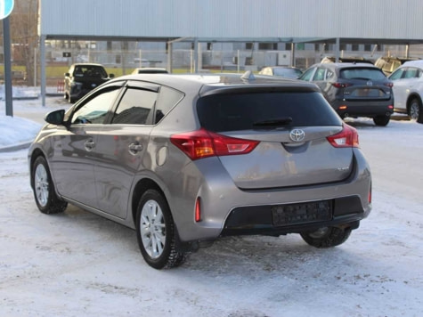 Автомобиль с пробегом Toyota Auris в городе Екатеринбург ДЦ - Лексус - Екатеринбург