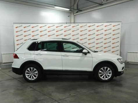 Автомобиль с пробегом Volkswagen Tiguan в городе Курск ДЦ - Курск