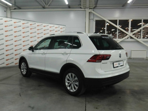 Автомобиль с пробегом Volkswagen Tiguan в городе Курск ДЦ - Курск