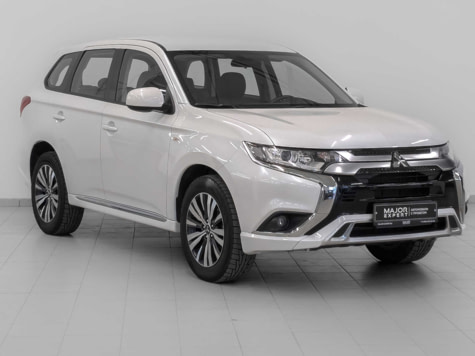 Автомобиль с пробегом Mitsubishi Outlander в городе Москва ДЦ - Тойота Центр Новорижский